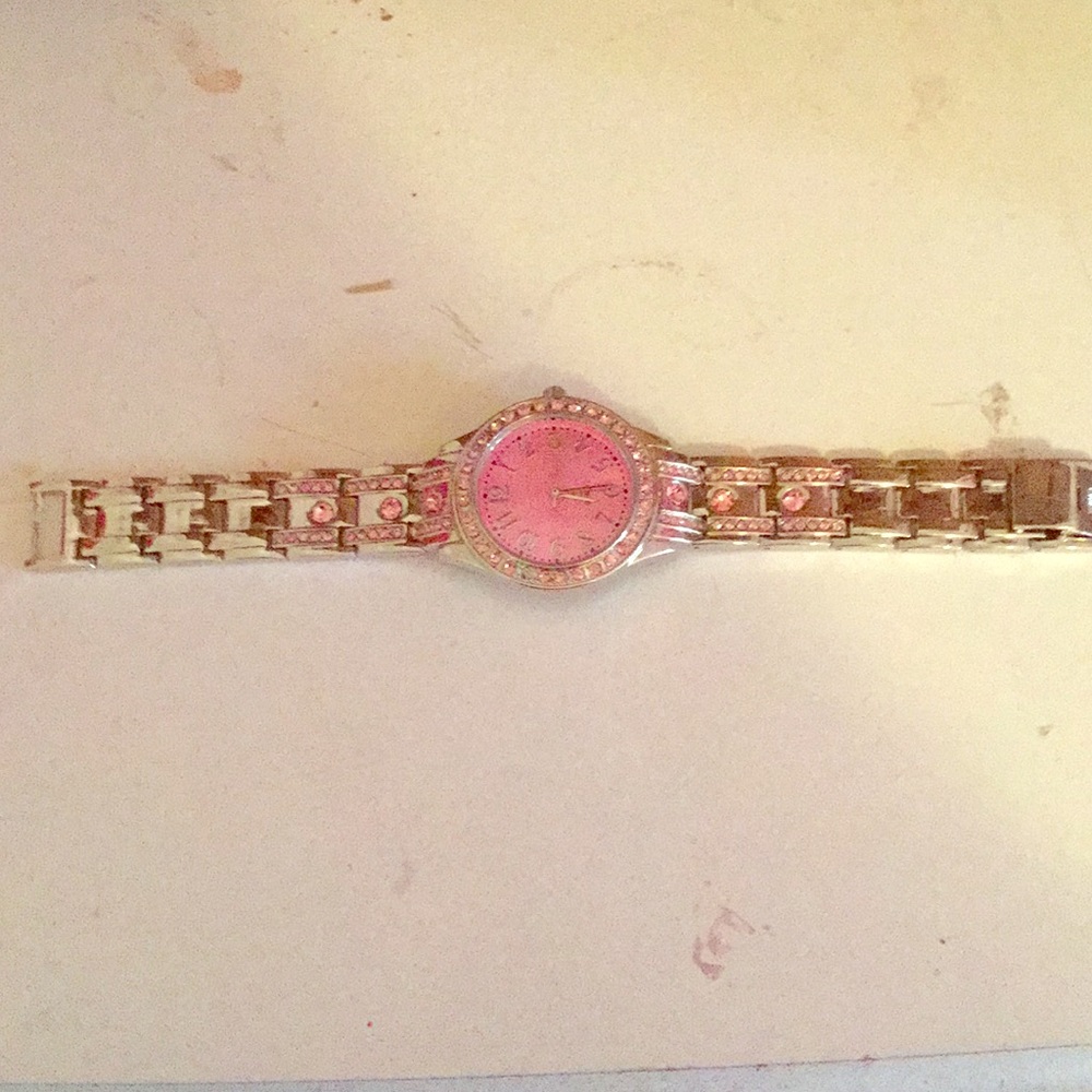 Beautiful watch with pink rhinestones